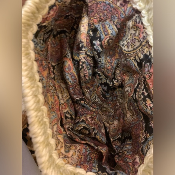 Vintage preloved macrame clutch - Picture 2 of 3